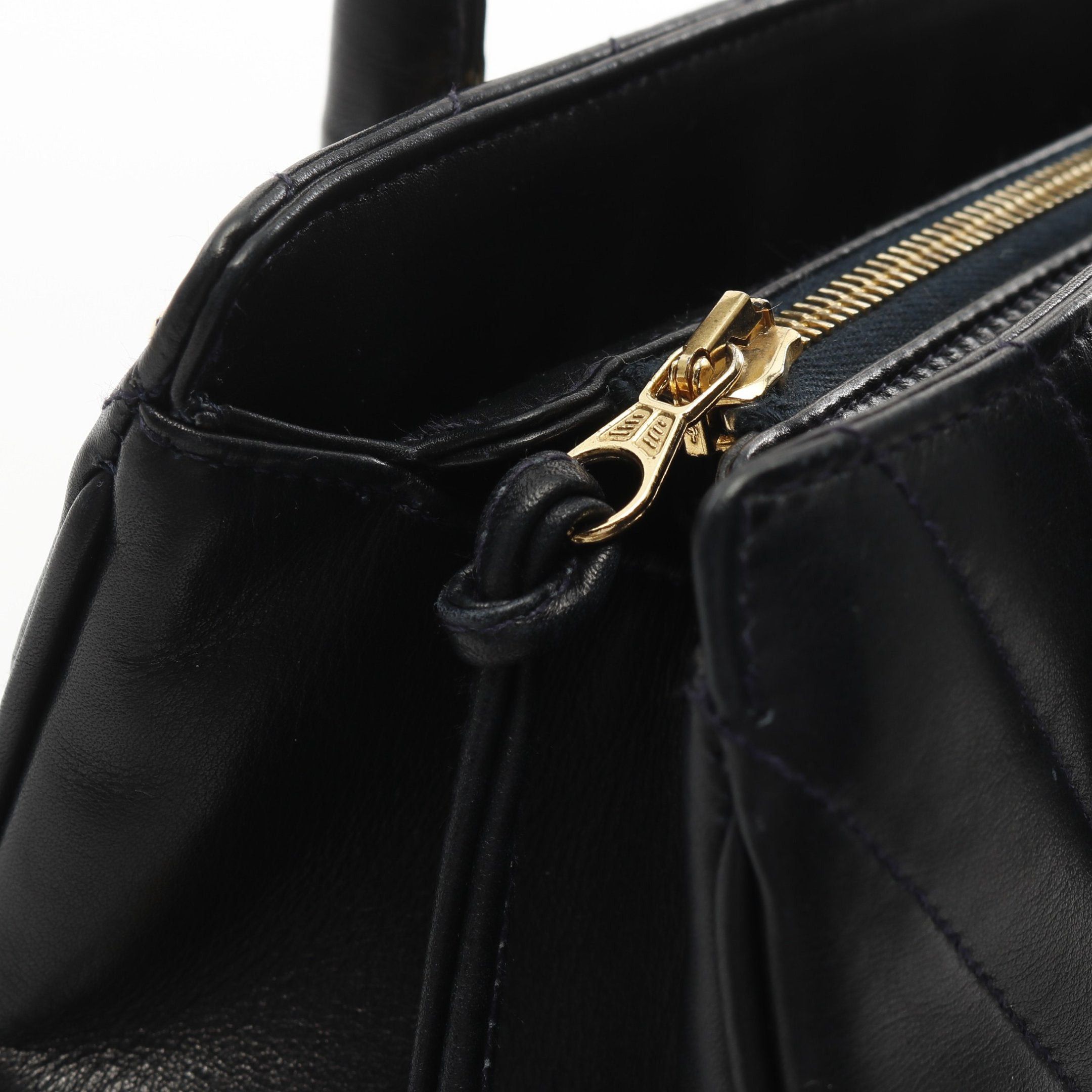 Chanel Chanel Chevron V-Stitch Handbag Lambskin Dark Navy Gold Hardware Size ONE SIZE - 10 Thumbnail