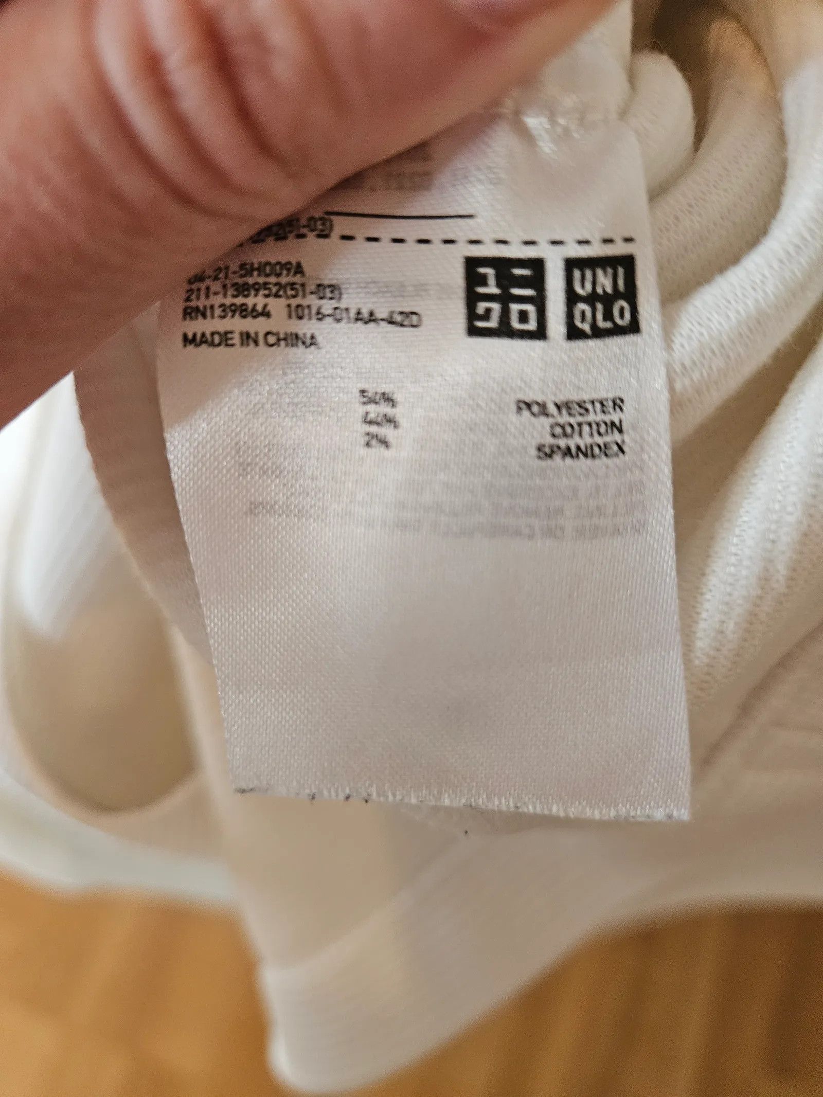 Uniqlo Uniqlo Cardigan Size S / US 4 / IT 40 - 3 Thumbnail