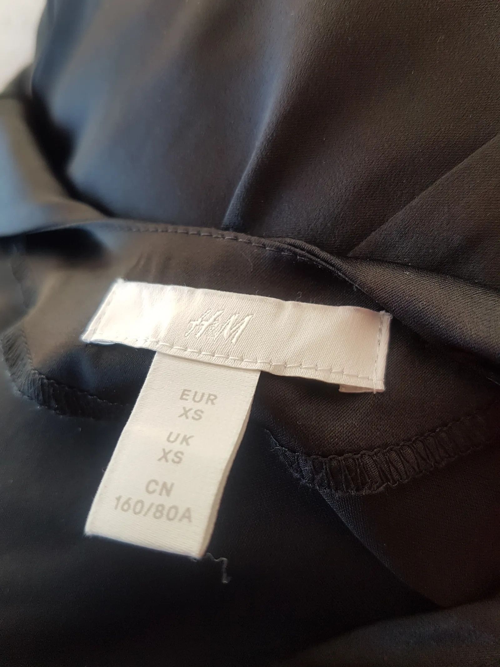 H&M H&M Dress Size XS / US 0-2 / IT 36-38 - 2 Thumbnail