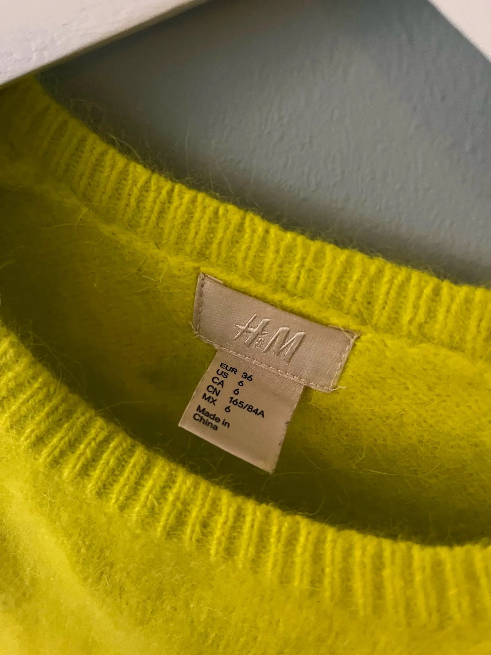 H&M H&M Sweater Size XS / US 0-2 / IT 36-38 - 2 Thumbnail