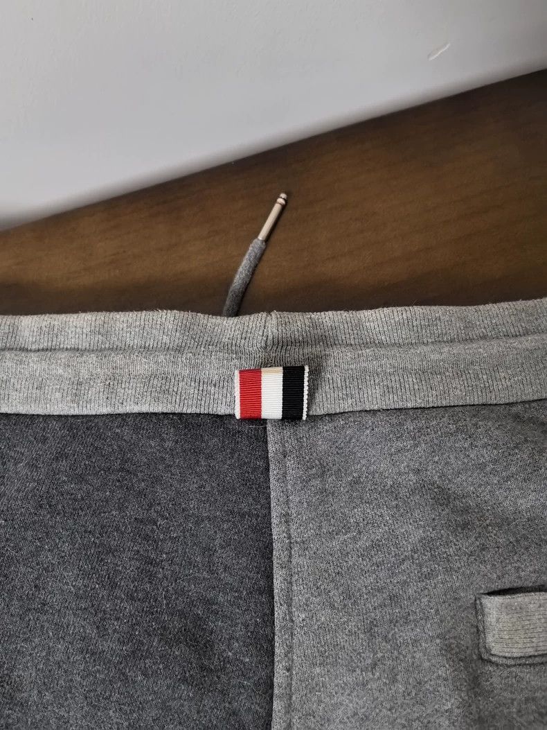 Thom Browne Thom Browne Colorblock Shorts for Men-dmc Size US 30 / EU 46 - 7 Thumbnail