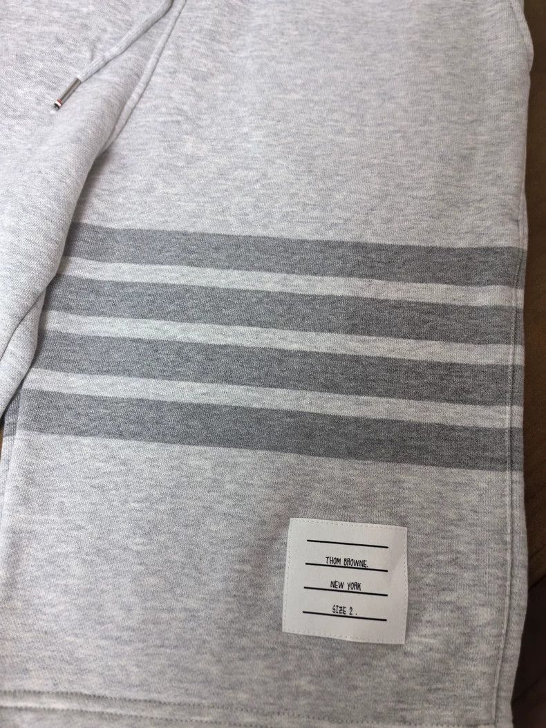 Thom Browne Thom Browne Grey Shorts for Men-dmc Size US 30 / EU 46 - 3 Thumbnail