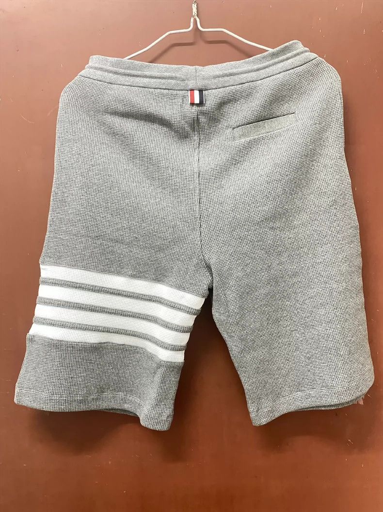 Thom Browne Thom Browne Casual Striped Shorts for Summer-dmc Size US 30 / EU 46 - 2 Thumbnail