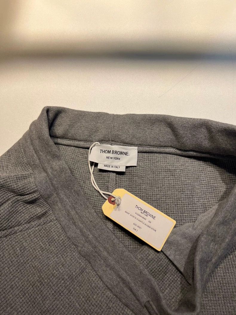 Thom Browne Thom Browne Gray Casual Shorts for Summer-dmc Size US 36 / EU 52 - 3 Thumbnail