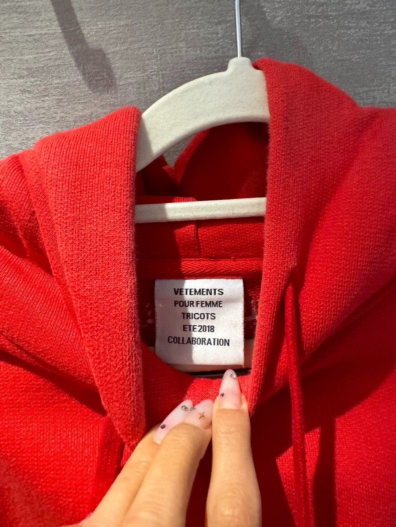 Vetements Vetements x Tommy Hilfiger Red Hoodie-dmc Size US M / EU 48-50 / 2 - 4 Thumbnail