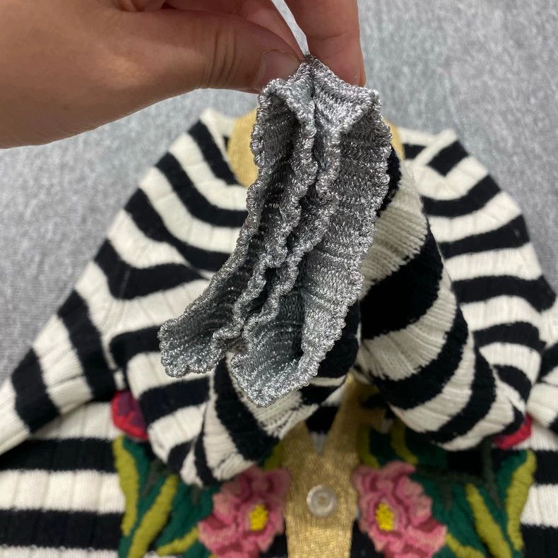 Gucci Gucci Black White Striped Embroidered Knit Cardigan-dmc Size US XS / EU 42 / 0 - 8 Thumbnail