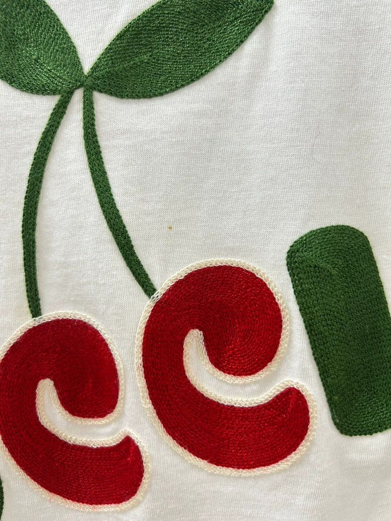Gucci Gucci White Embroidered Cherry Short Sleeve T-Shirt-dmc Size US XS / EU 42 / 0 - 3 Thumbnail