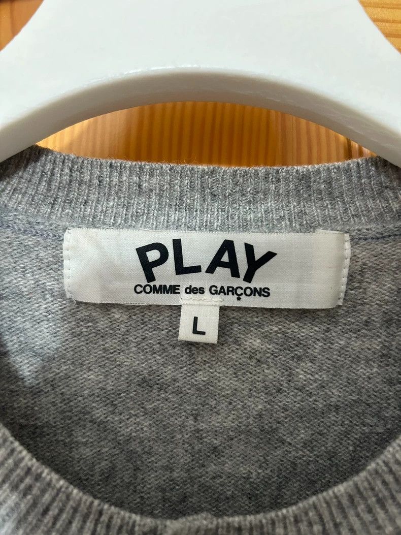 Comme des Garcons Grey Wool Knit Cardigan from CDG PLAY-dmc Size US L / EU 52-54 / 3 - 2 Thumbnail