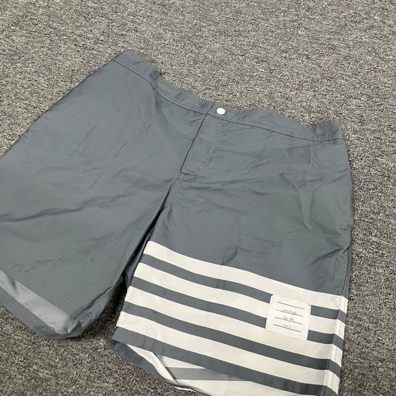 Thom Browne Thom Browne Grey Striped Shorts Size 5-dmc Size US 34 / EU 50 - 3 Thumbnail
