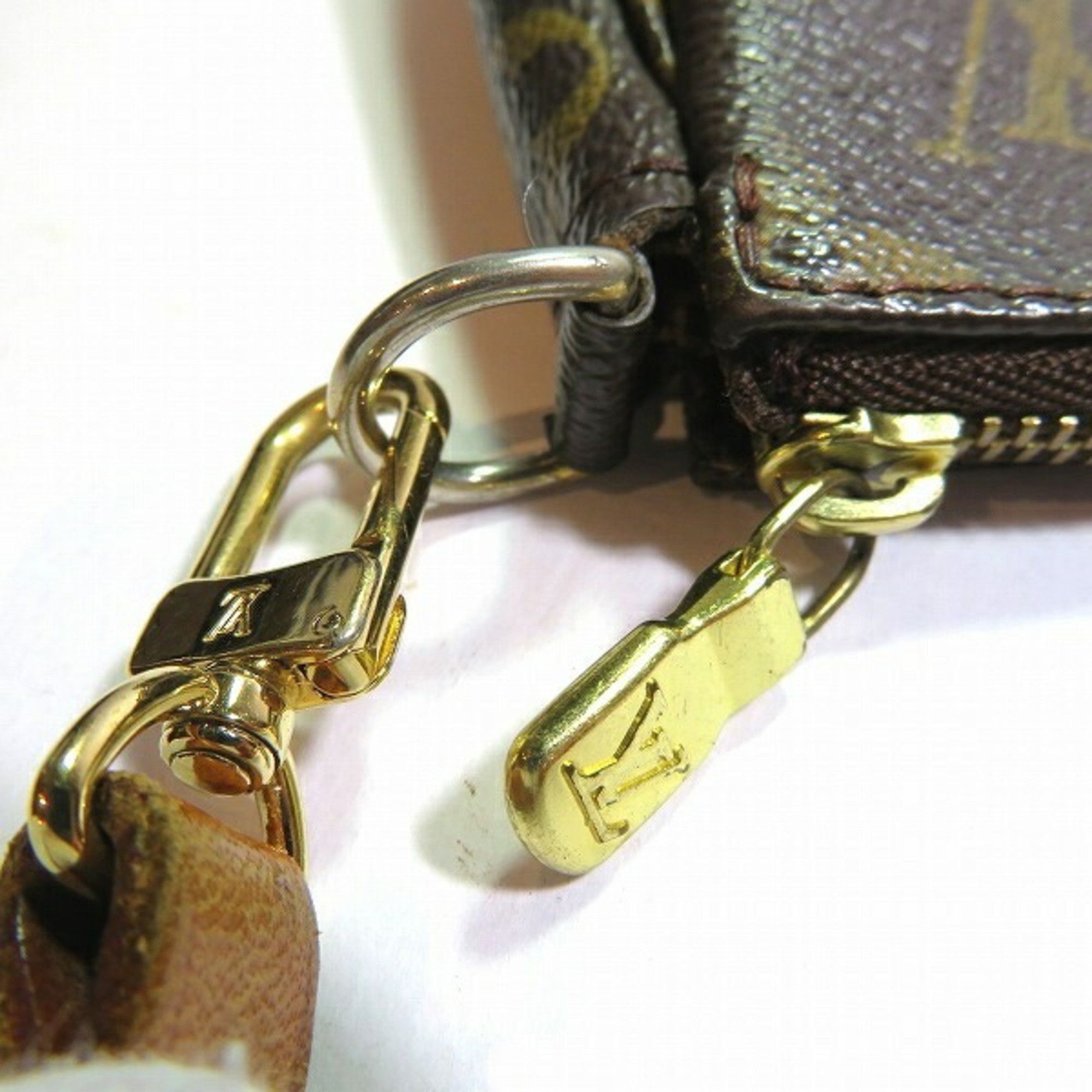 Louis Vuitton Louis Vuitton Pochette Accessoire clutch Size ONE SIZE - 5 Thumbnail