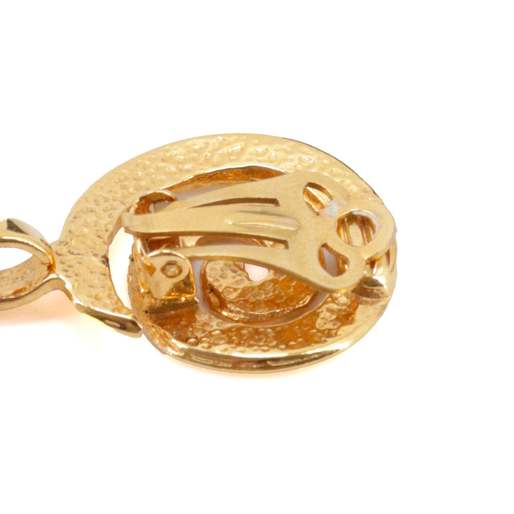 Chanel CHANEL - Vintage Chanel CC Heart earrings in gold metal Size ONE SIZE - 4 Thumbnail
