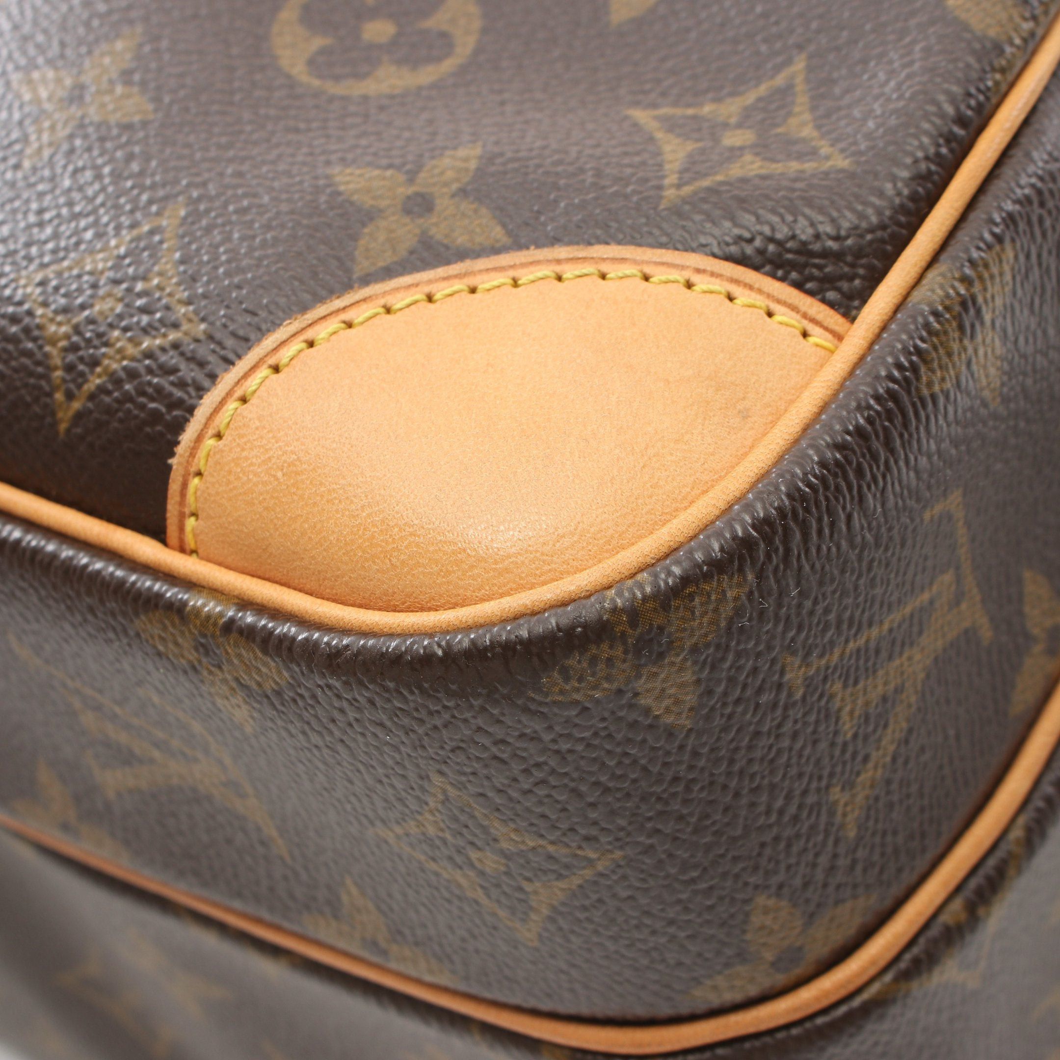 Louis Vuitton Louis Vuitton Nil Monogram Shoulder Bag Leather Brown Size ONE SIZE - 10 Thumbnail