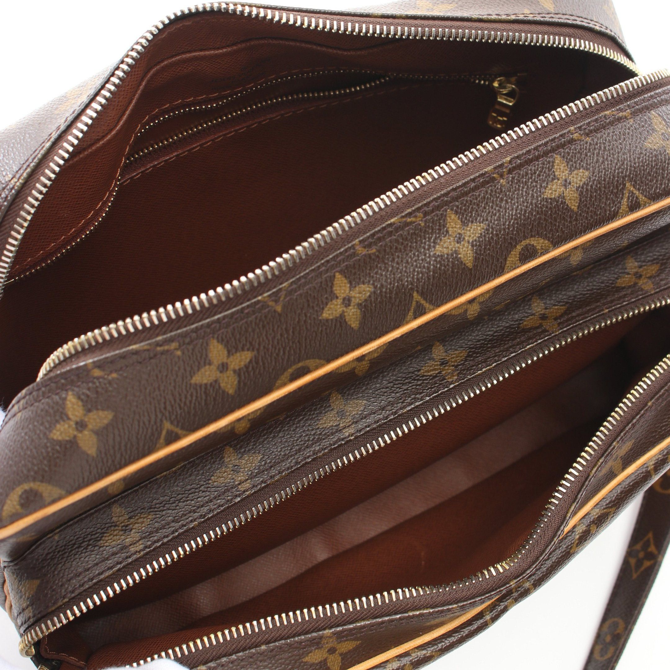 Louis Vuitton Louis Vuitton Nil Monogram Shoulder Bag Leather Brown Size ONE SIZE - 3 Thumbnail