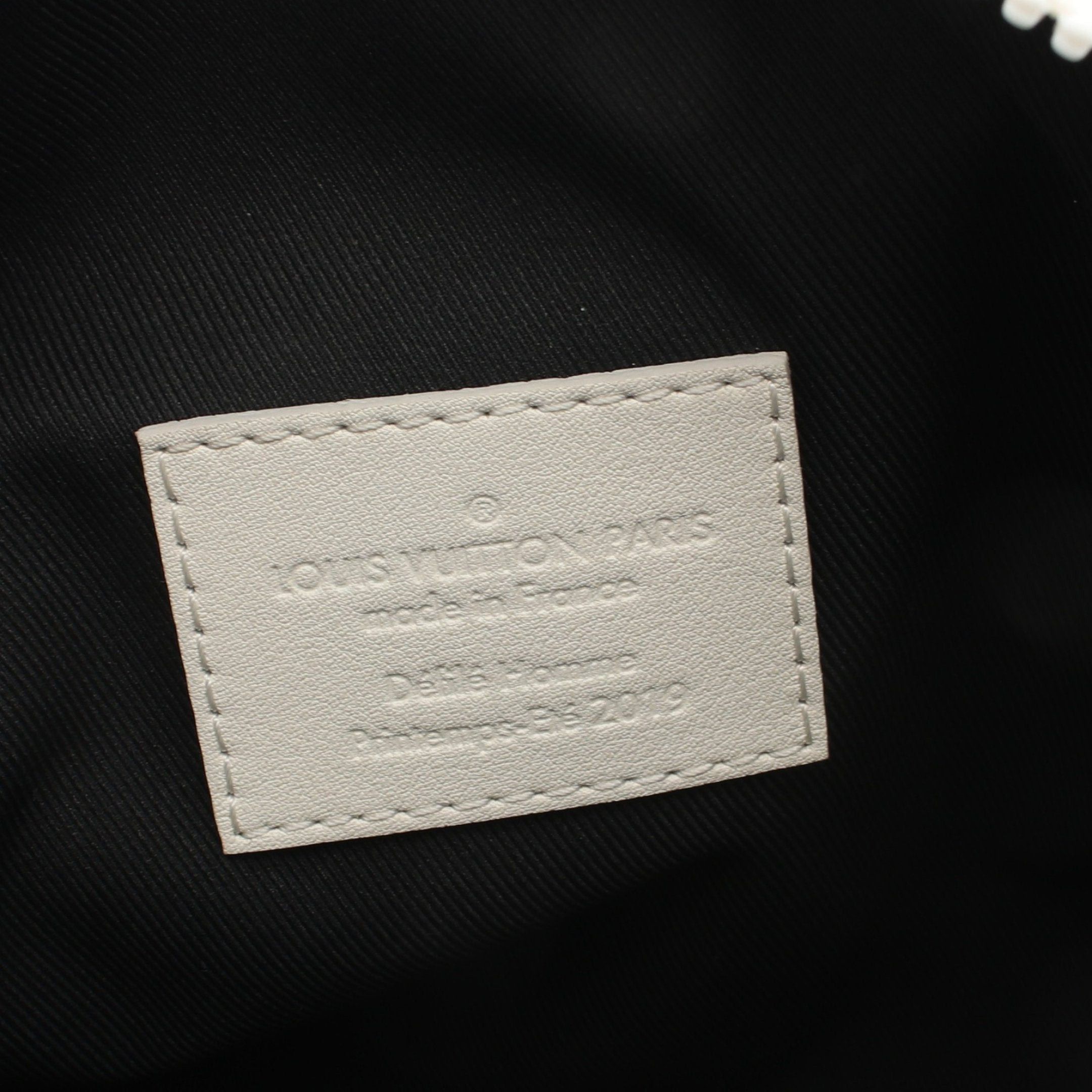 Louis Vuitton Louis Vuitton Soft Trunk Monogram Shoulder Bag Taurillon Leather Off White Size ONE SIZE - 4 Thumbnail