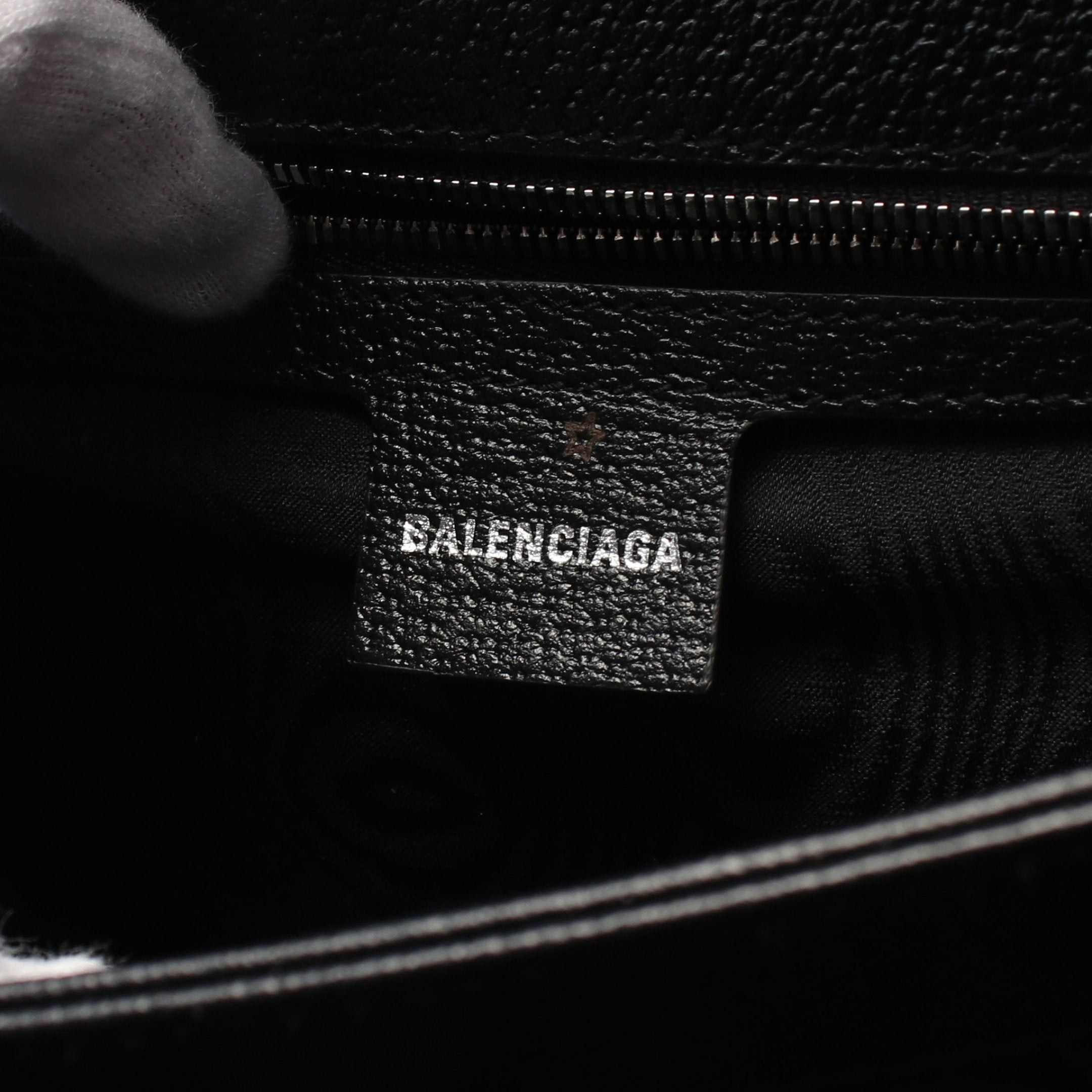 Balenciaga Balenciaga Balenciaga * Gucci The Hacker Project Small Top Handle Bag Handbag Canvas Leather Black Size ONE SIZE - 4 Thumbnail