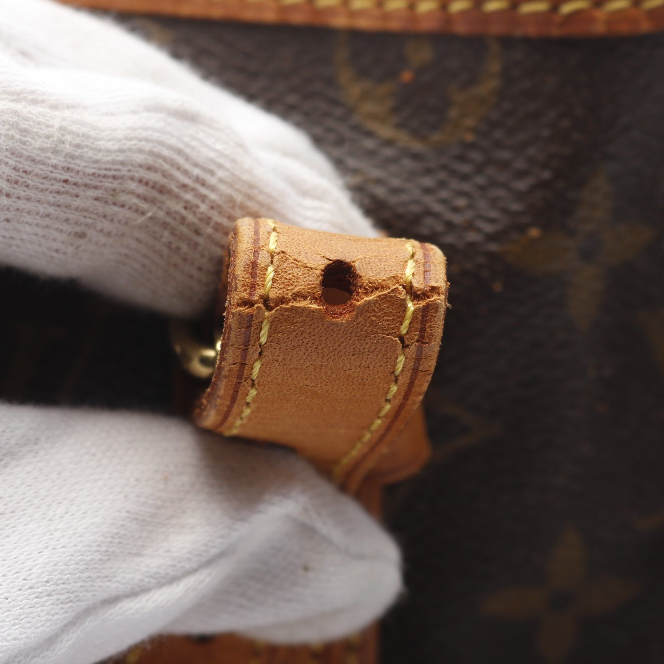 Louis Vuitton Louis Vuitton Bucket Gm Monogram Shoulder Bag Leather Brown Size ONE SIZE - 9 Thumbnail