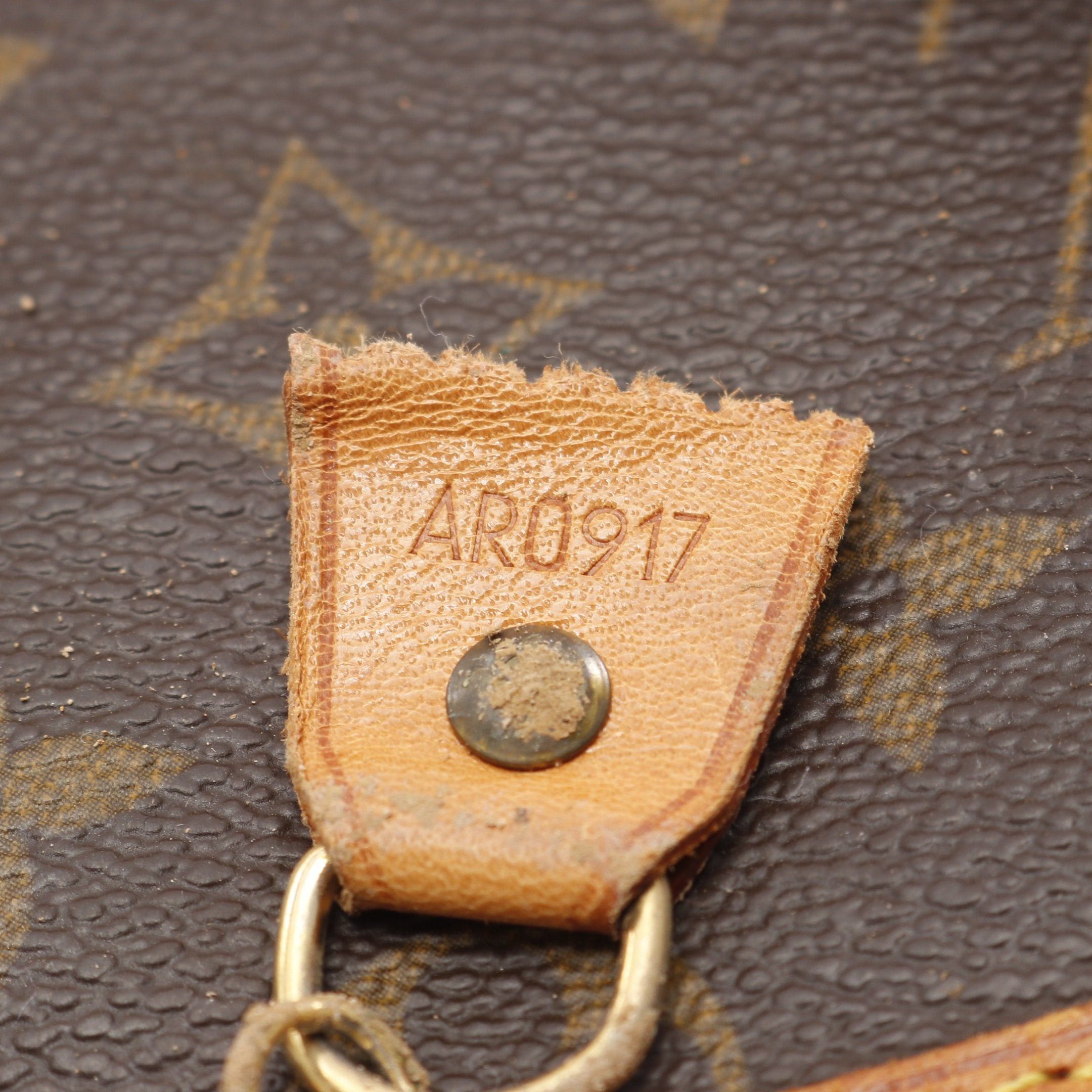 Louis Vuitton Louis Vuitton Bucket Gm Monogram Shoulder Bag Leather Brown Size ONE SIZE - 5 Thumbnail