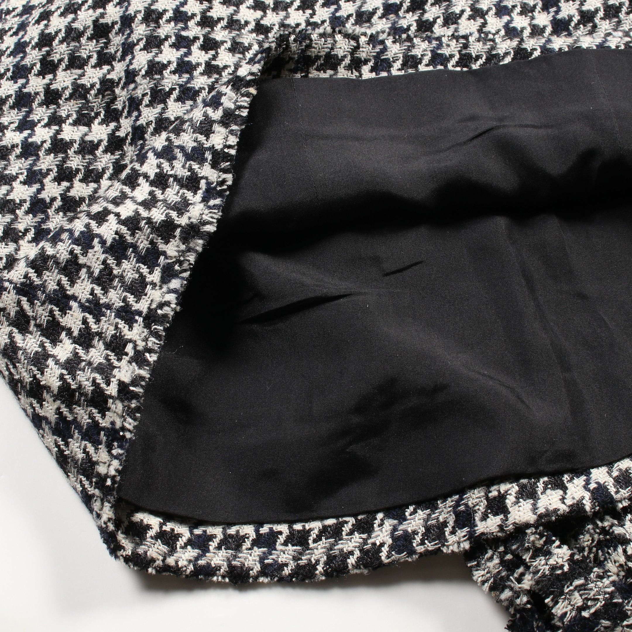 Chanel Chanel Tweed Skirt Suit Set Up Houndstooth Silk Linen Wool Off White Black Navy Fringe 07A Size ONE SIZE - 11 Thumbnail