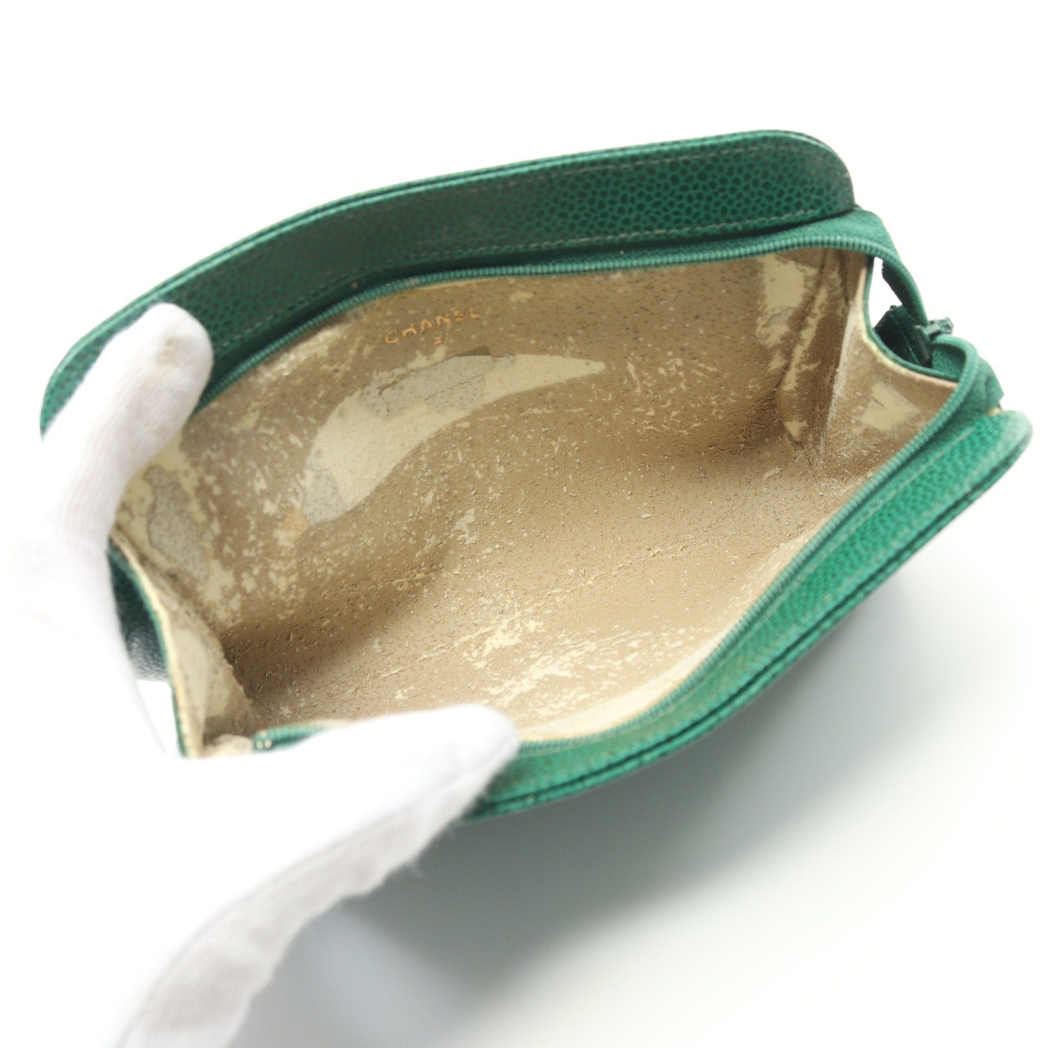 Chanel Chanel Big Coco Mark Pouch Caviar Skin Green Gold Hardware Size ONE SIZE - 3 Thumbnail