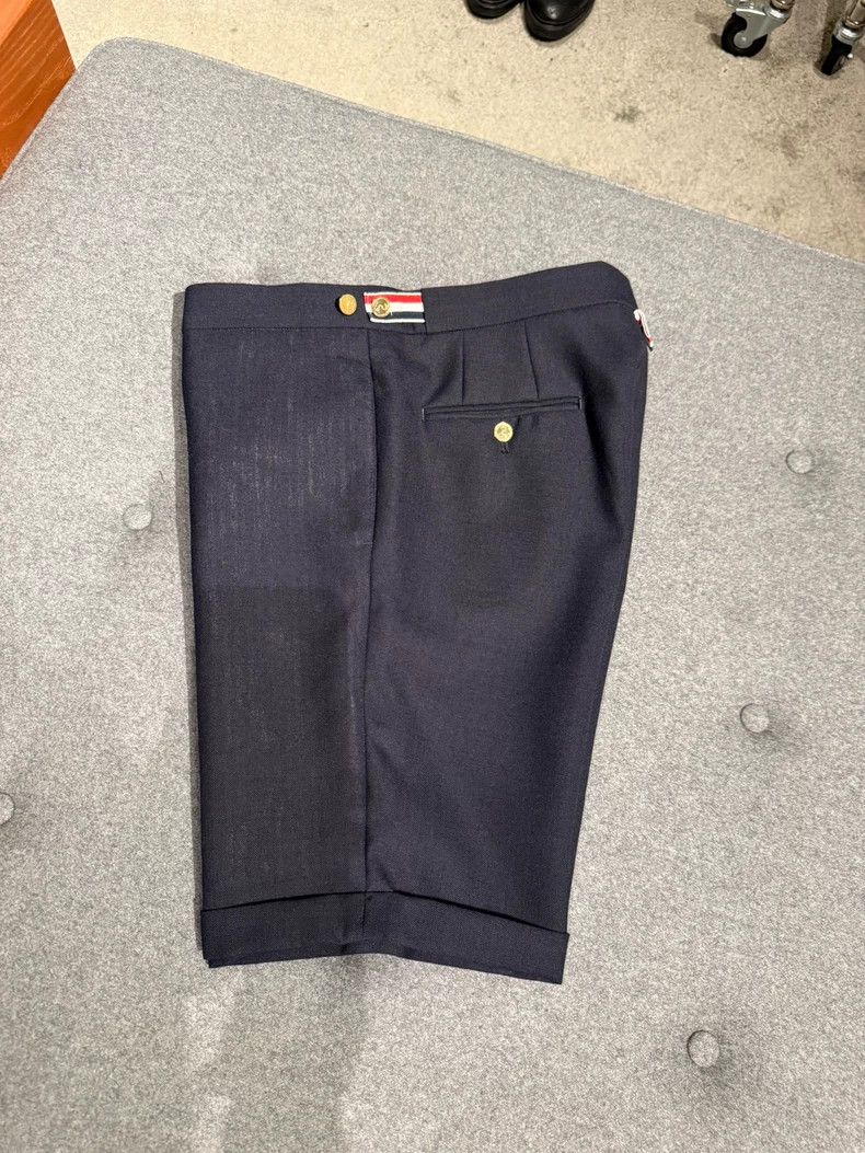 Thom Browne Thom Browne Classic Tailored Shorts-dmc Size US 32 / EU 48 - 4 Thumbnail