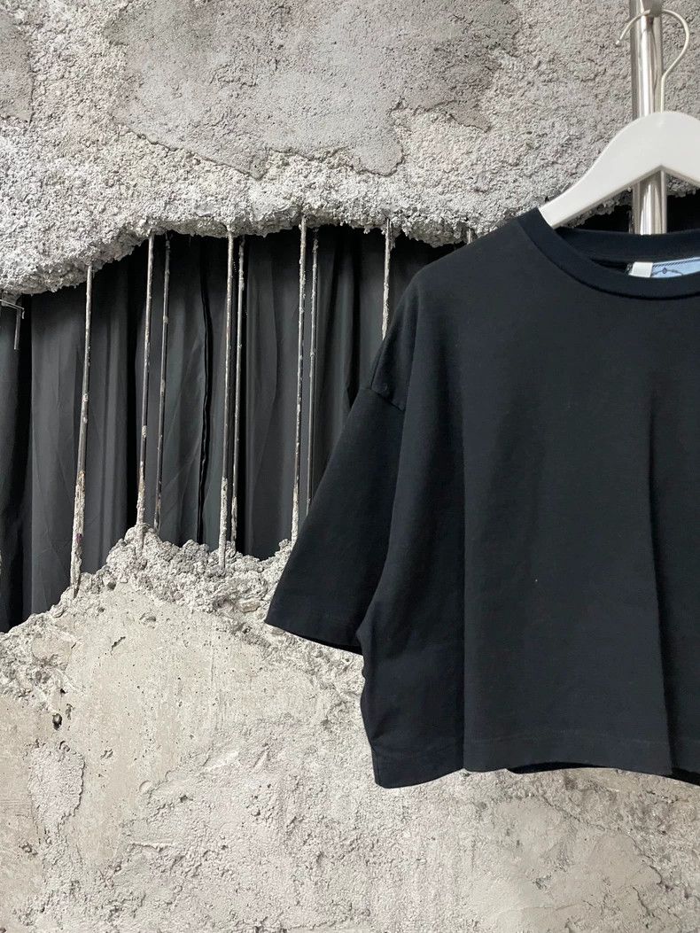 Prada Prada Short Sleeve Black T-Shirt-dmc Size US M / EU 48-50 / 2 - 3 Thumbnail