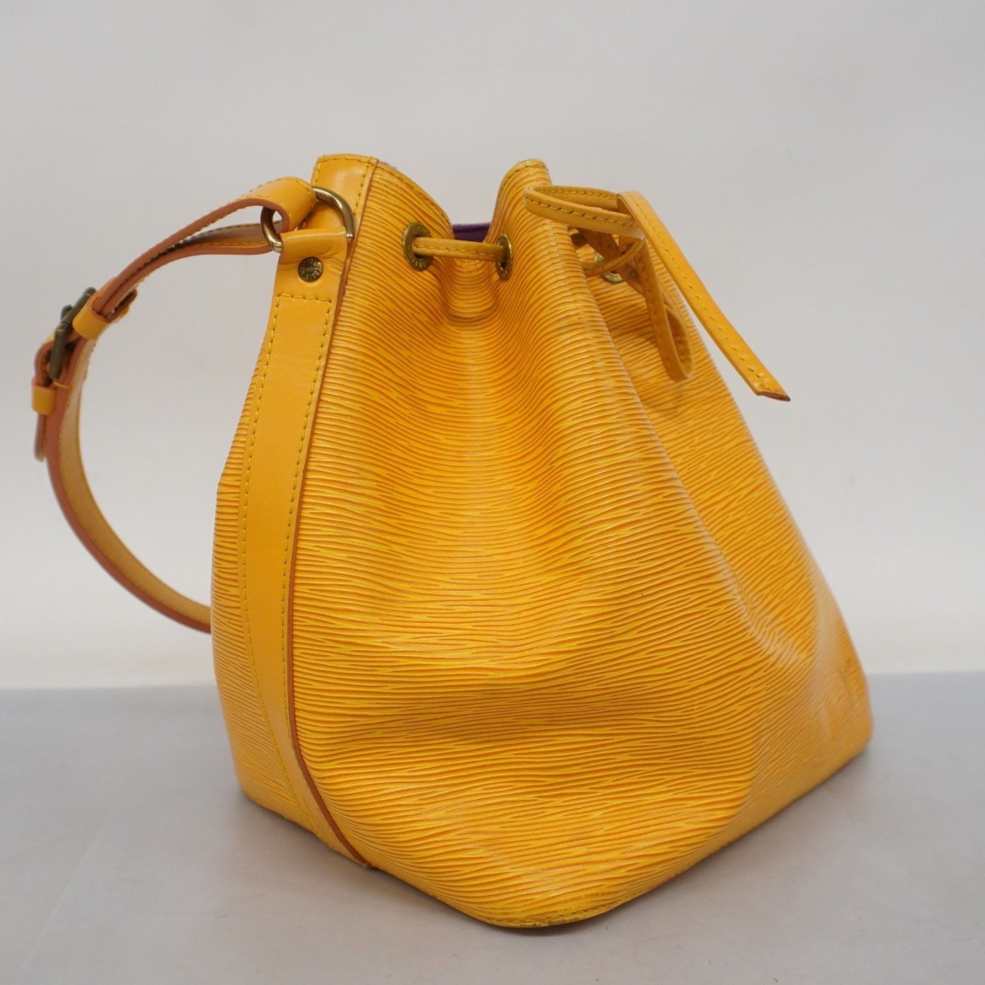 Louis Vuitton Louis Vuitton Petit Noé shoulder Size ONE SIZE - 3 Thumbnail