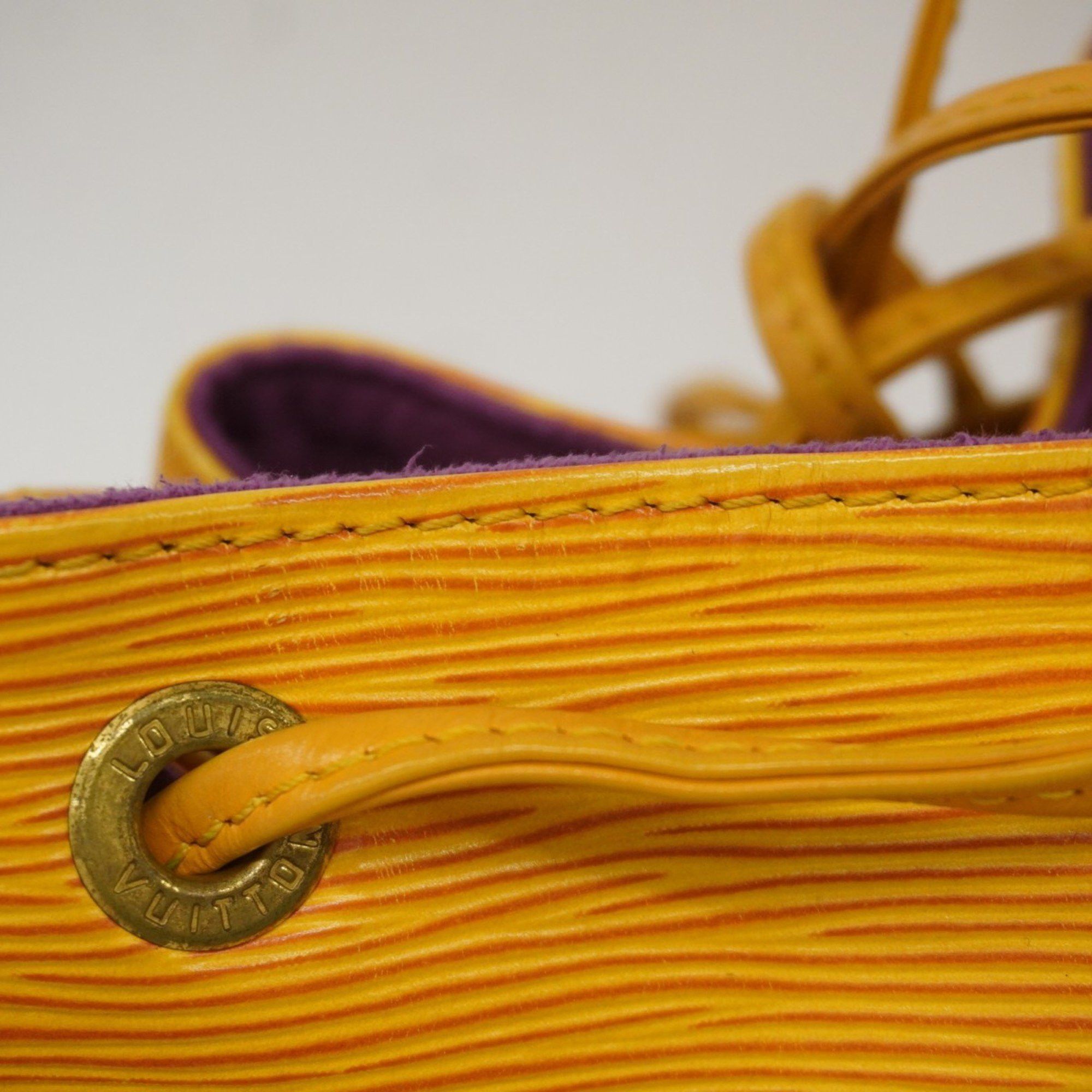 Louis Vuitton Louis Vuitton Petit Noé shoulder Size ONE SIZE - 15 Thumbnail