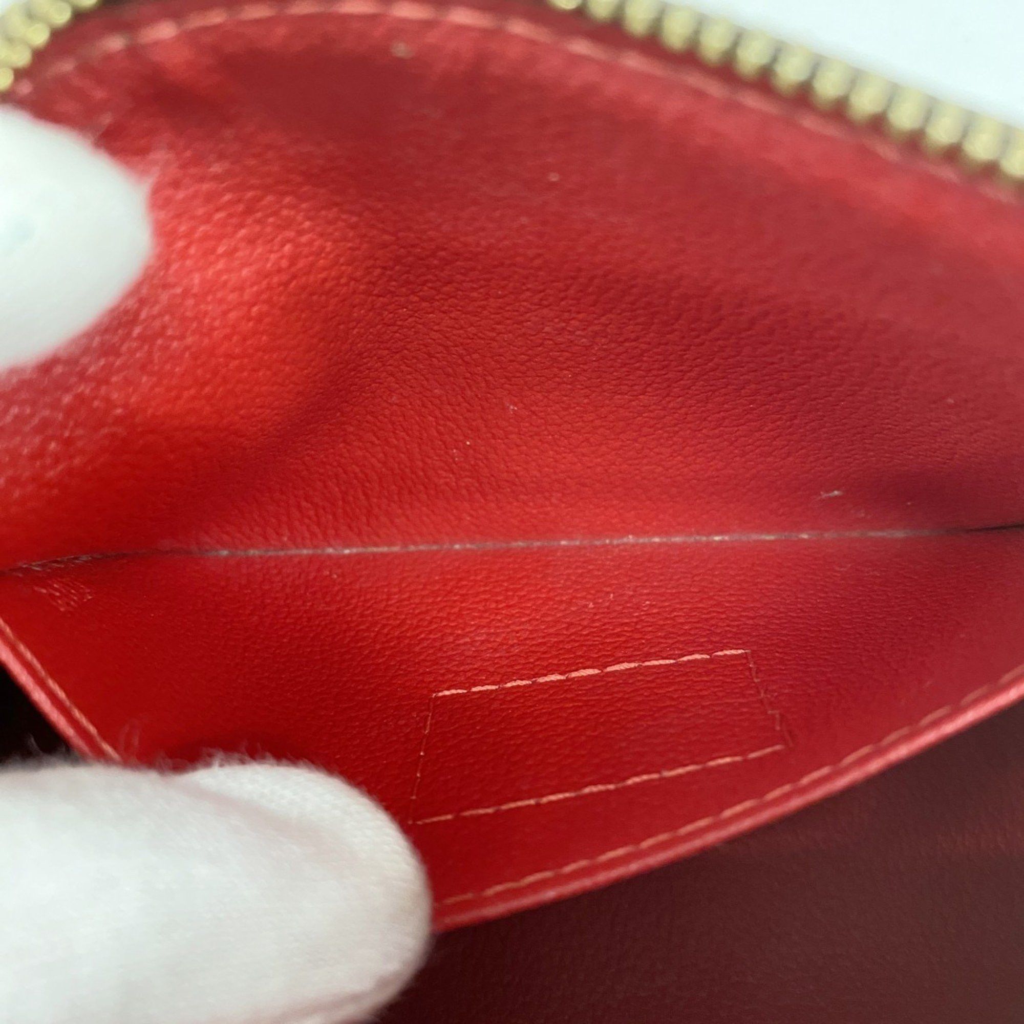 Louis Vuitton Louis Vuitton Cosmetic Pouch clutch Size ONE SIZE - 8 Thumbnail