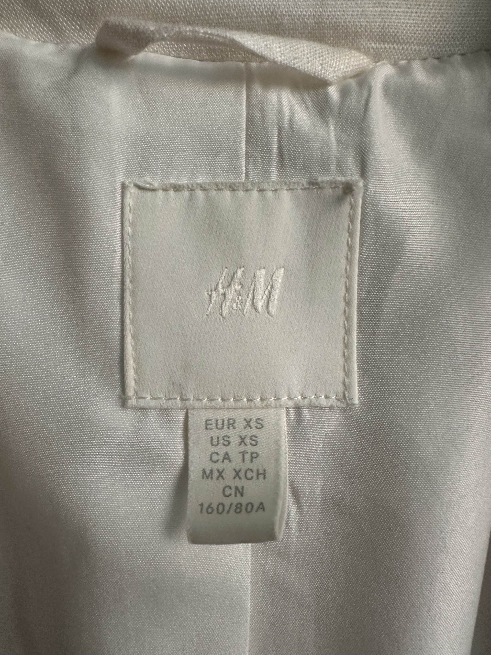 H&M H&M Blazer Size XS / US 0-2 / IT 36-38 - 2 Thumbnail