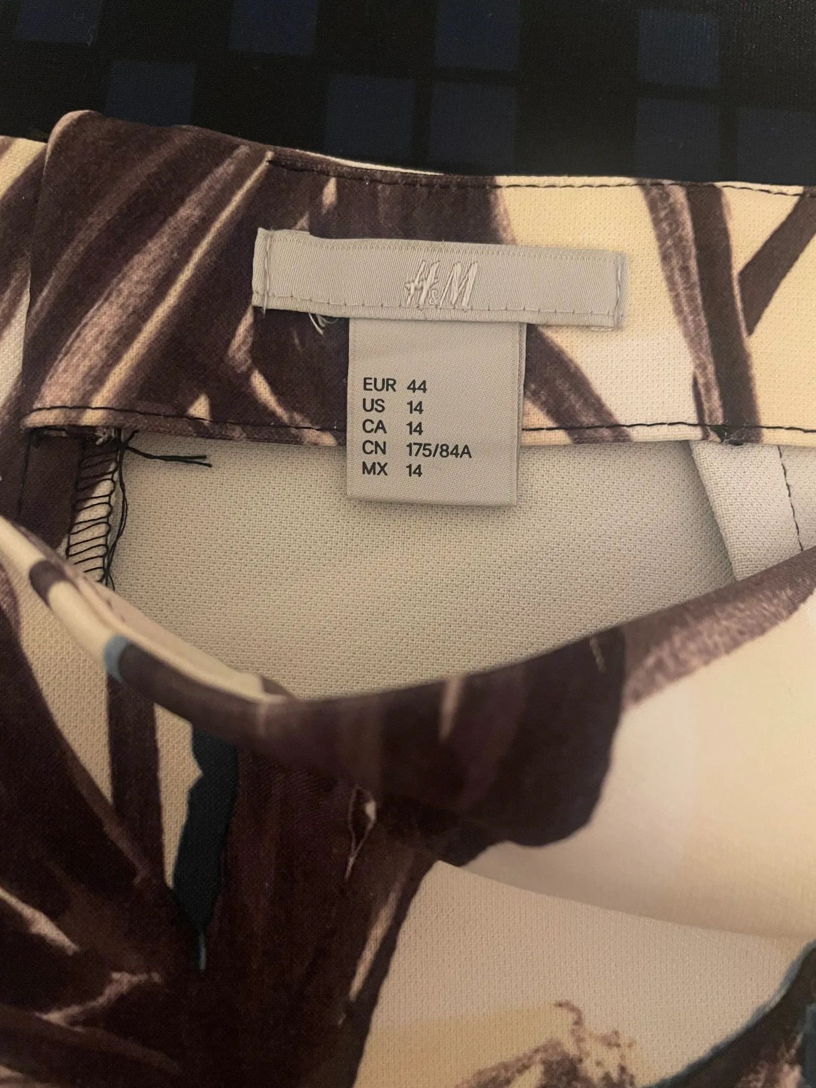 H&M H&M Skirt Size 32" / US 10 / IT 46 - 2 Thumbnail