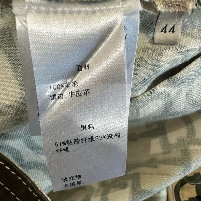 Gucci Gucci Classic Half Skirt with Tiger Button-dmc Size US 31 - 6 Thumbnail