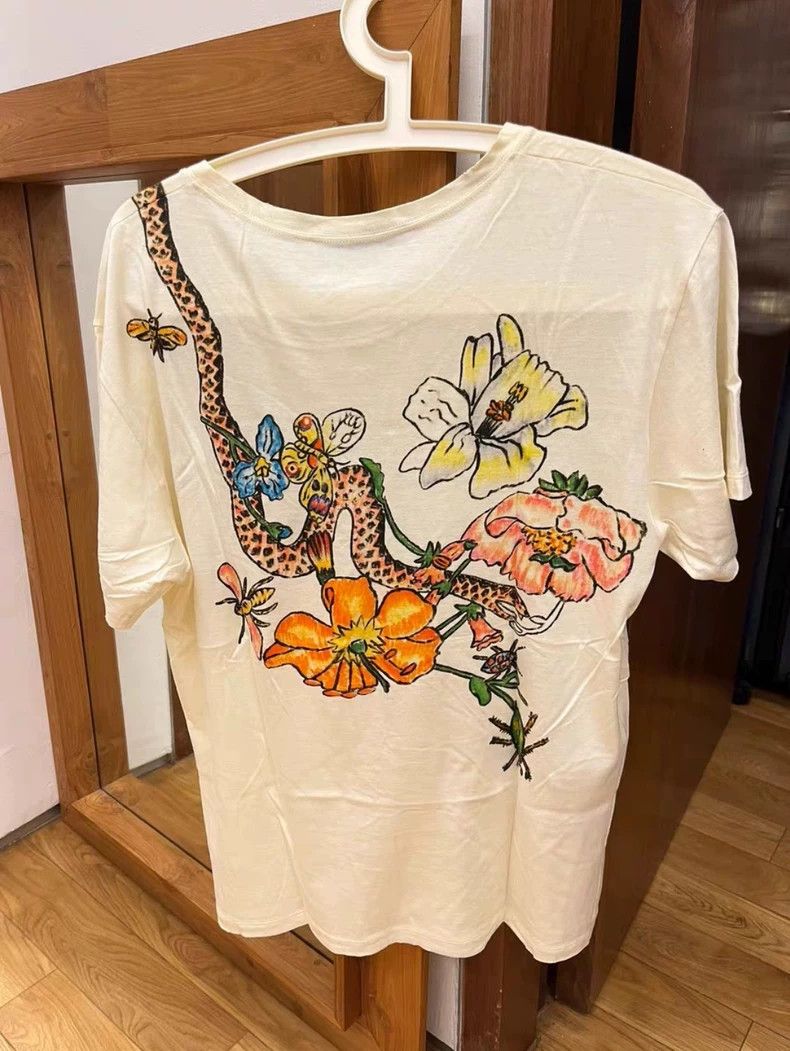 Gucci Gucci T-Shirt with Floral Design-dmc Size US S / EU 44-46 / 1 - 2 Thumbnail
