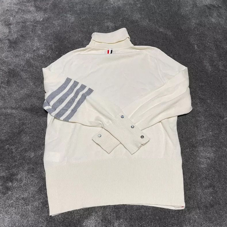 Thom Browne Thom Browne White Cashmere Knit Sweater-dmc Size US M / EU 48-50 / 2 - 5 Thumbnail
