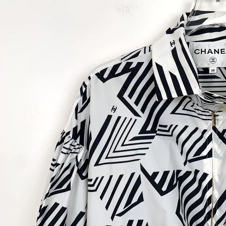 Chanel Chanel Star Print Short Jacket S Size-dmc Size US S / EU 44-46 / 1 - 3 Thumbnail
