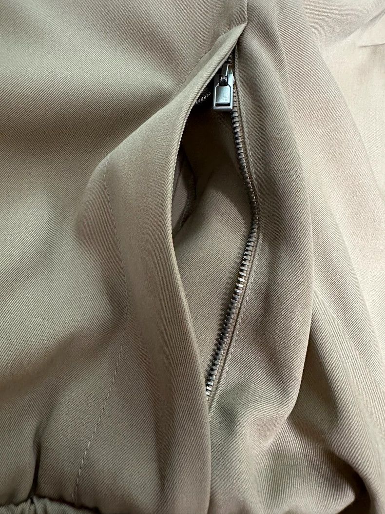 Gucci Gucci Casual Thin Wool Khaki Pants-dmc Size US 34 / EU 50 - 6 Thumbnail
