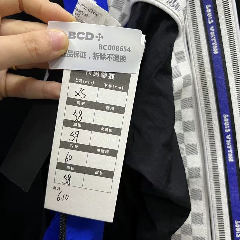 Louis Vuitton Louis Vuitton Blue Checkerboard Jacket-dmc Size US XS / EU 42 / 0 - 7 Thumbnail
