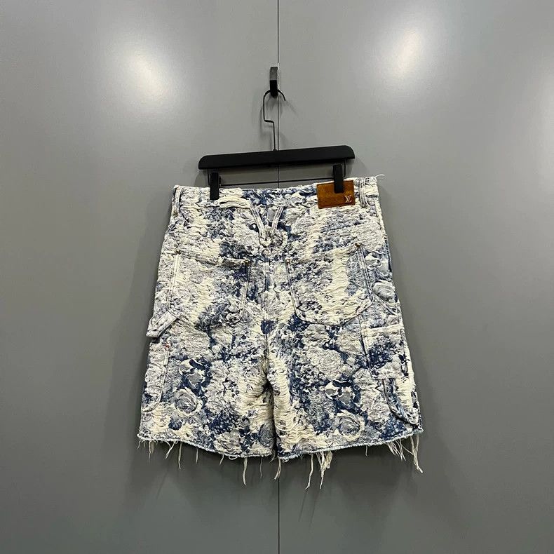 Louis Vuitton Louis Vuitton Embroidered Color Pattern Shorts-dmc Size US 32 / EU 48 - 2 Thumbnail