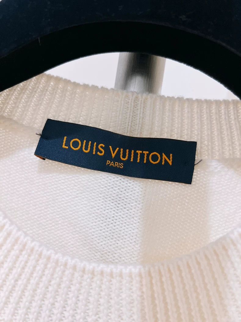 Louis Vuitton Louis Vuitton White Clock Sweater L Size-dmc Size US L / EU 52-54 / 3 - 8 Thumbnail