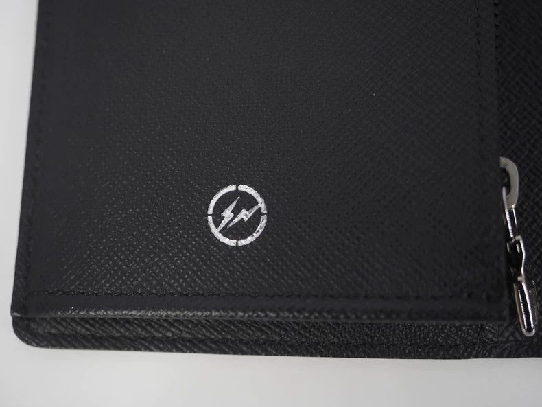Louis Vuitton Louis Vuitton x Fragment Brazza Wallet-dmc Size ONE SIZE - 5 Thumbnail