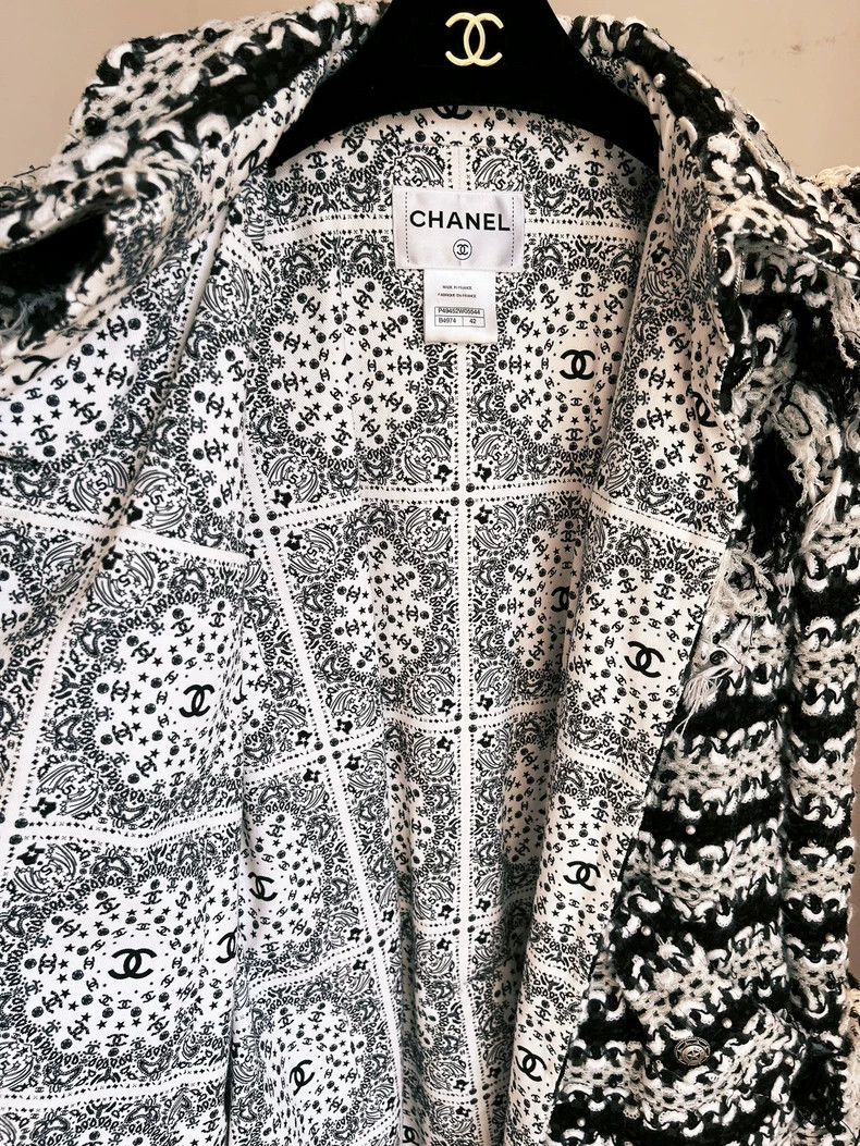 Chanel Chic Chanel Dallas Lace Beaded Jacket-dmc Size US M / EU 48-50 / 2 - 3 Thumbnail
