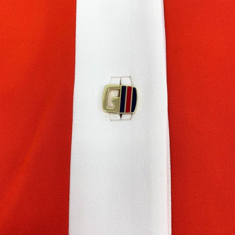 Gucci Gucci Red V-Neck Button-Up Cardigan-dmc Size US M / EU 48-50 / 2 - 5 Thumbnail