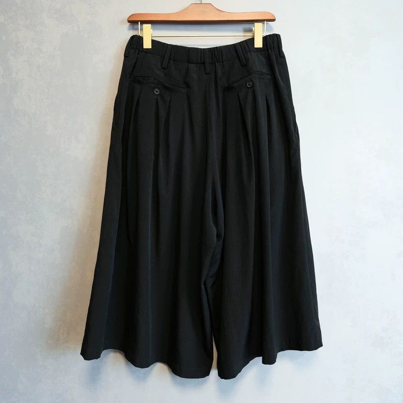 Yohji Yamamoto Yohji Yamamoto Black Pleated Culottes-dmc Size US 26 / EU 42 - 2 Thumbnail