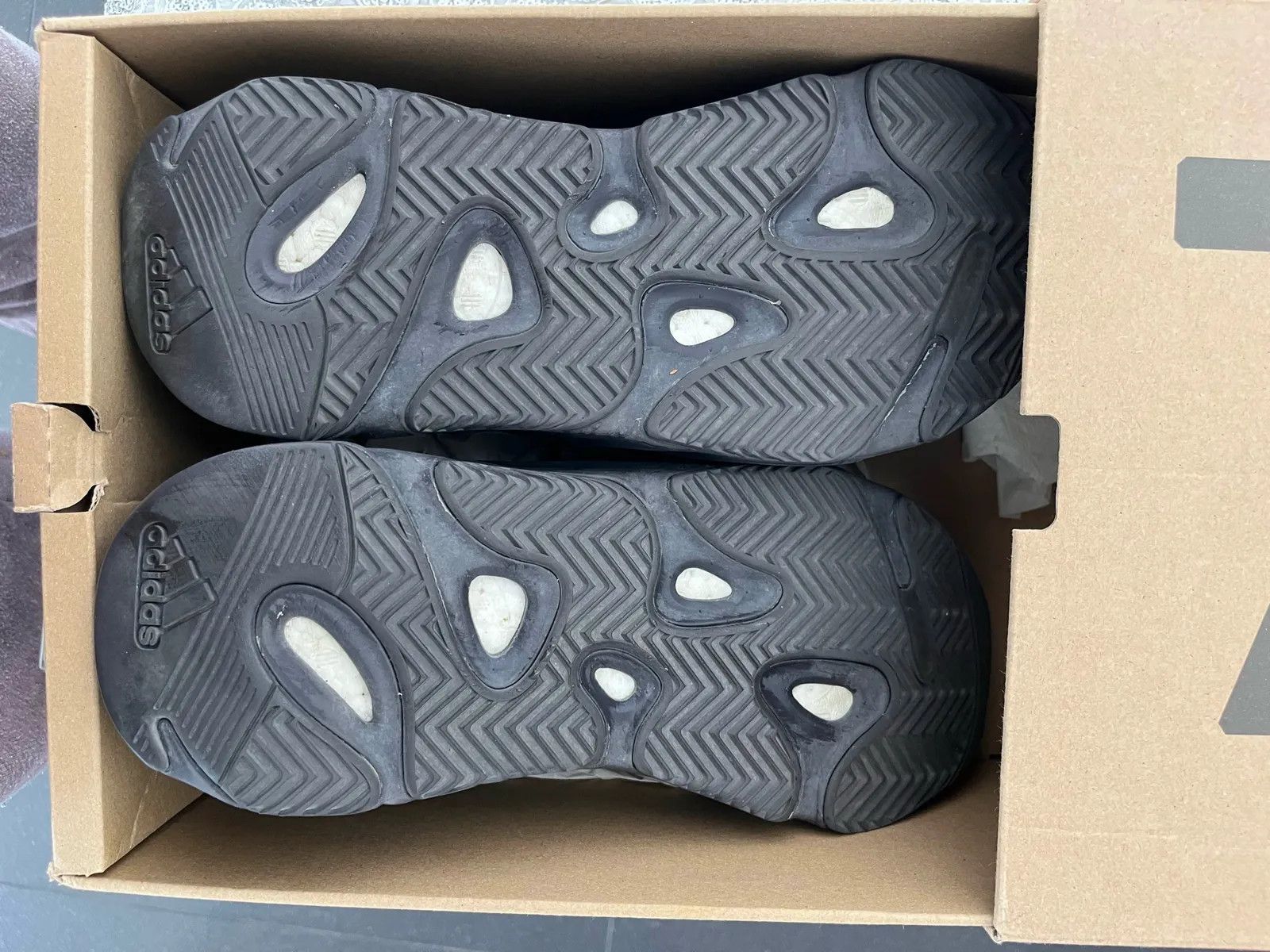 Other yeezy x adidas 700 Yeezy Boost700 V2 Vanta Fu6684 Sneakers Size US 10 / EU 43 - 4 Thumbnail