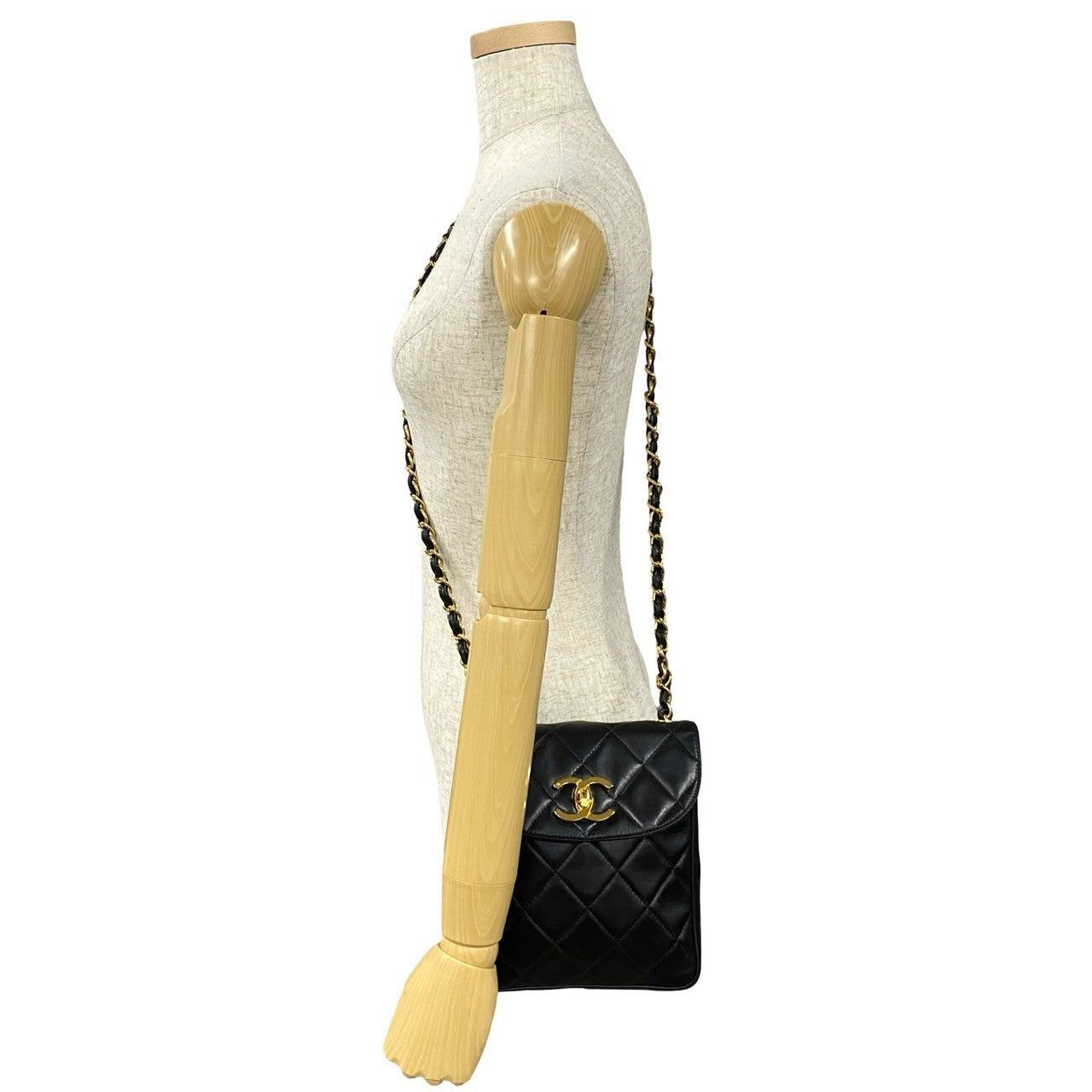 Chanel Chanel Shoulder Bag Black Leather Size ONE SIZE - 2 Thumbnail