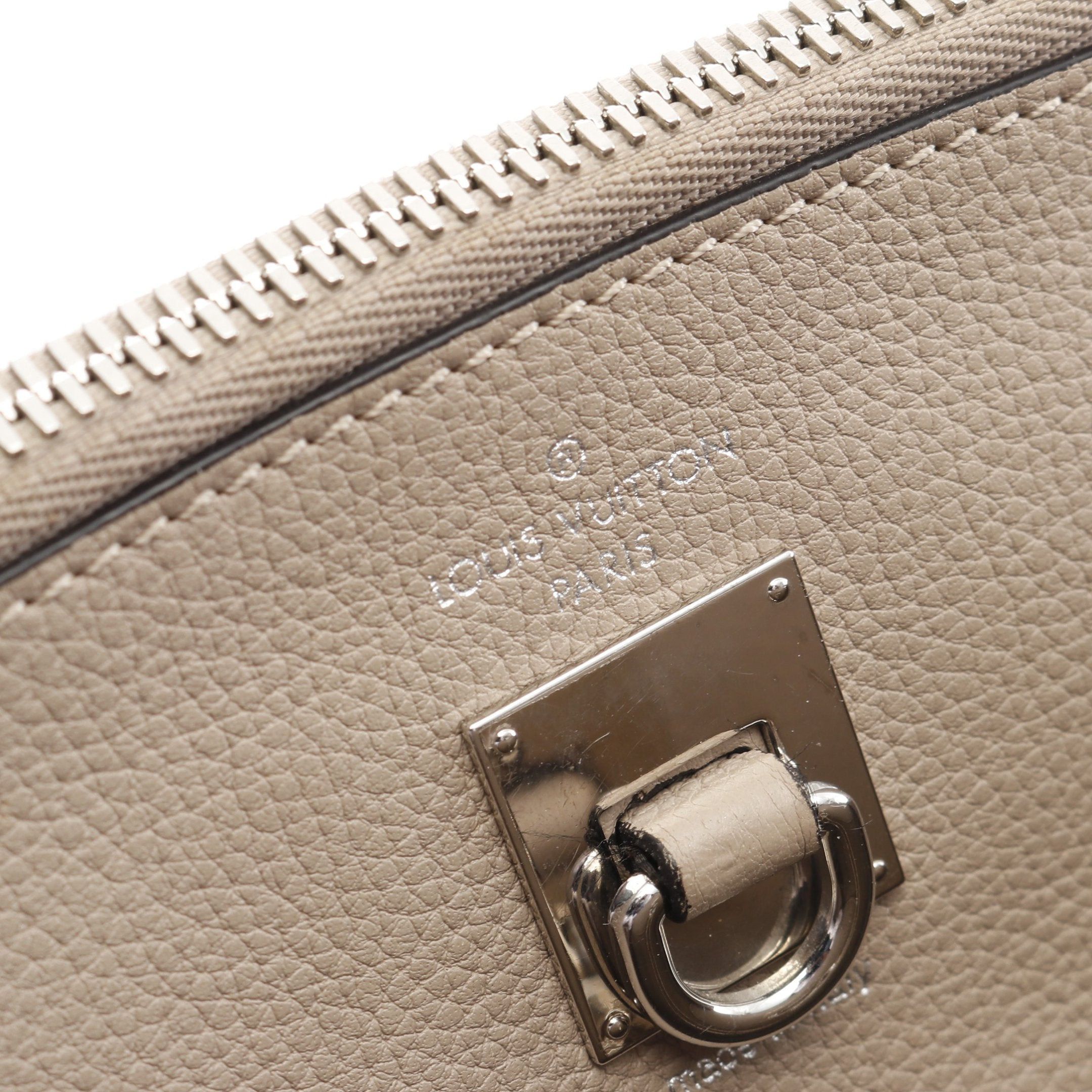 Louis Vuitton Louis Vuitton City Steamer Mm Carré Handbag Taurillon Leather Gray Beige Size ONE SIZE - 4 Thumbnail