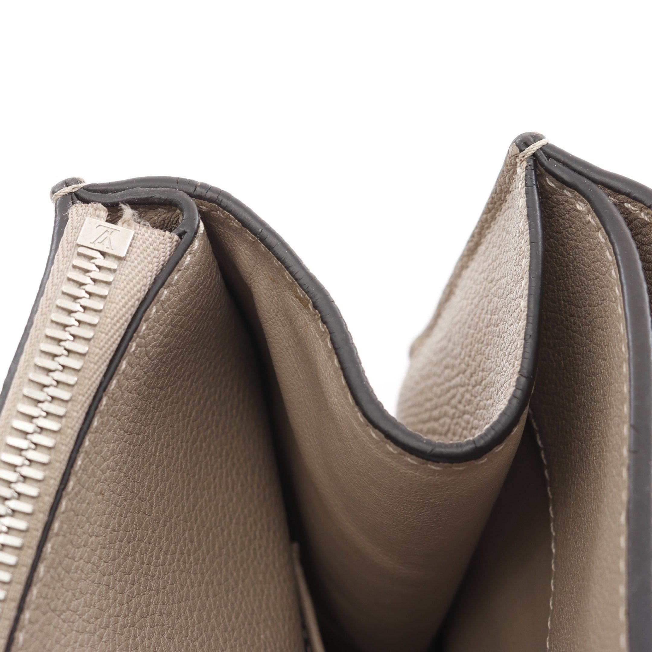 Louis Vuitton Louis Vuitton City Steamer Mm Carré Handbag Taurillon Leather Gray Beige Size ONE SIZE - 11 Thumbnail