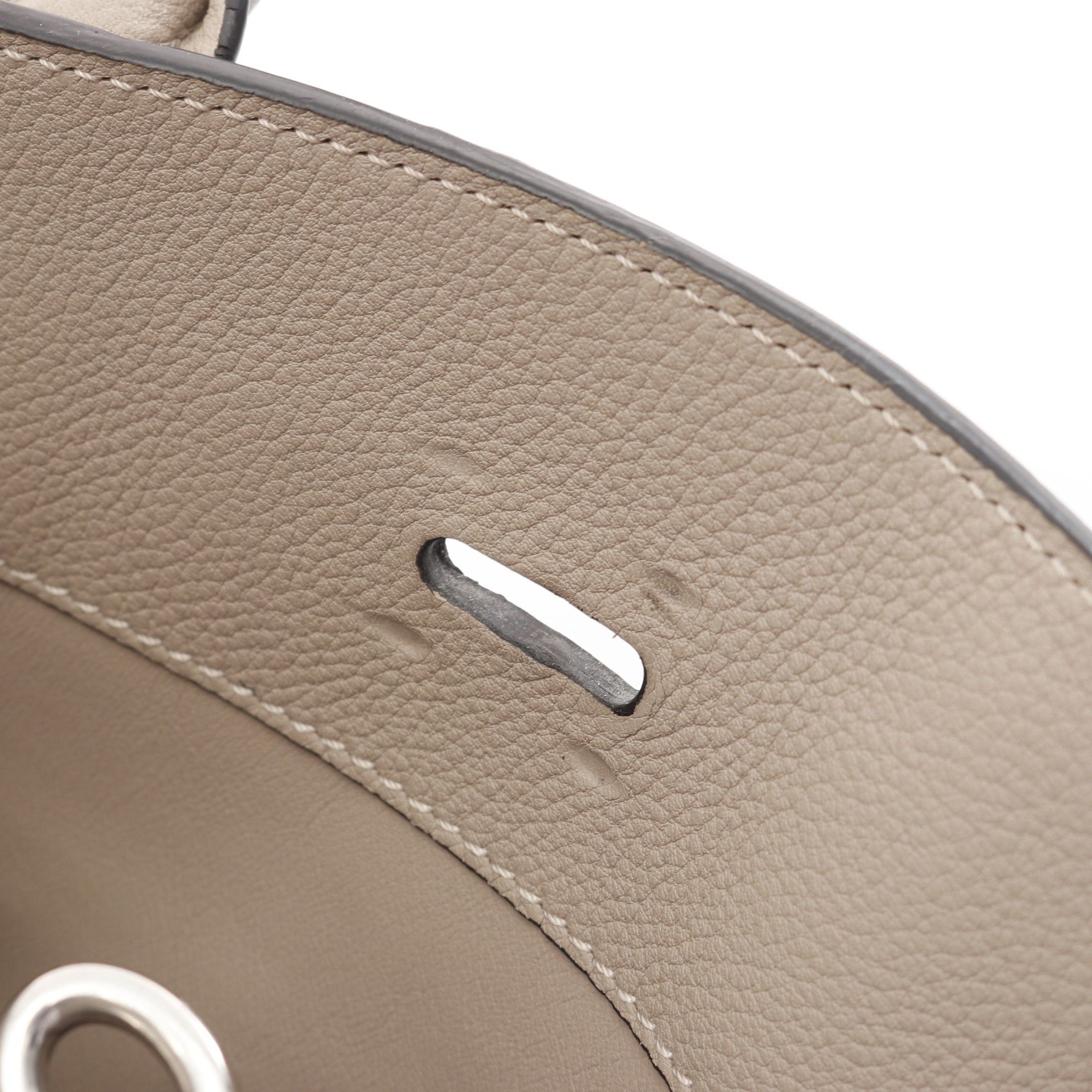 Louis Vuitton Louis Vuitton City Steamer Mm Carré Handbag Taurillon Leather Gray Beige Size ONE SIZE - 10 Thumbnail