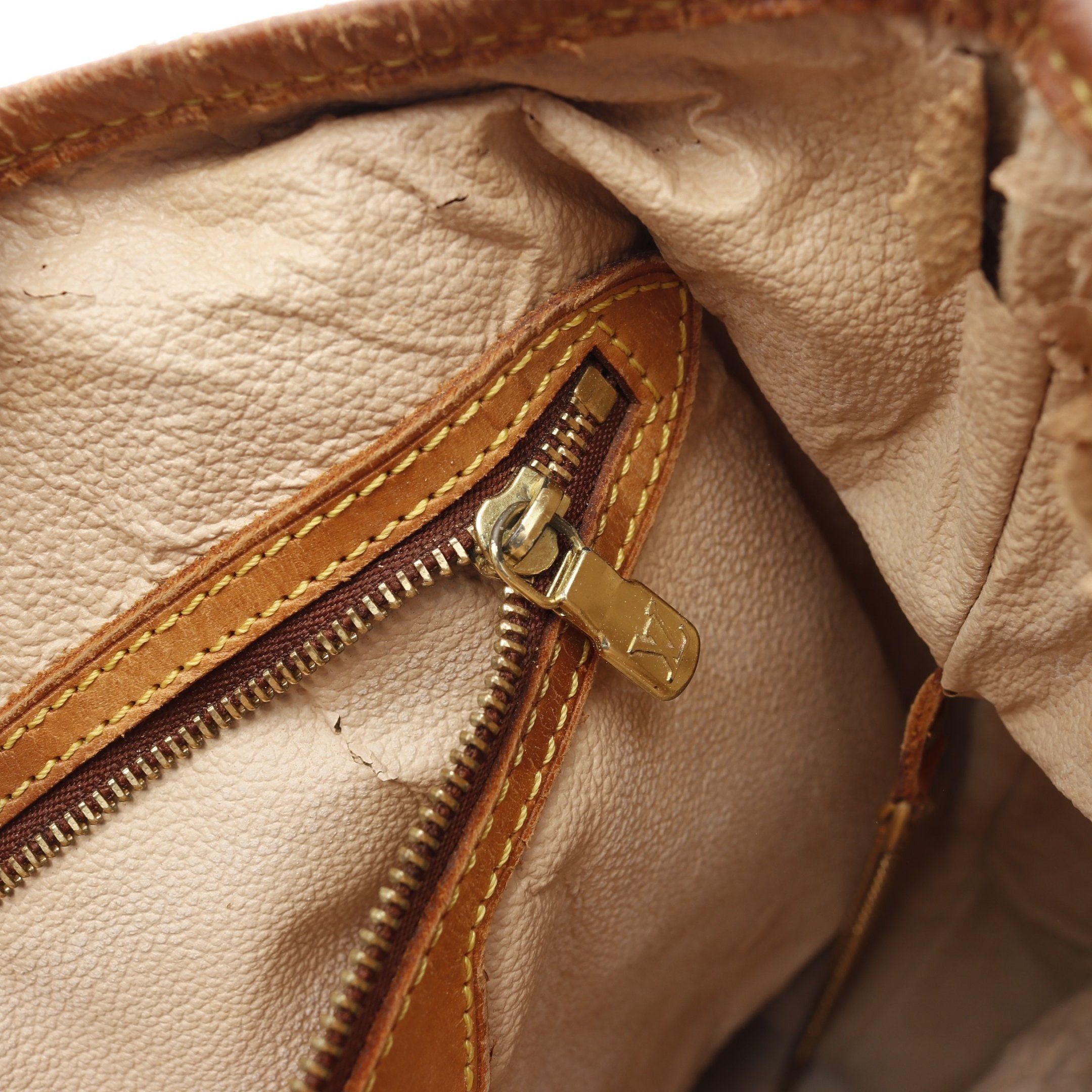 Louis Vuitton Louis Vuitton Bucket Gm Monogram Shoulder Bag Leather Brown Size ONE SIZE - 13 Thumbnail