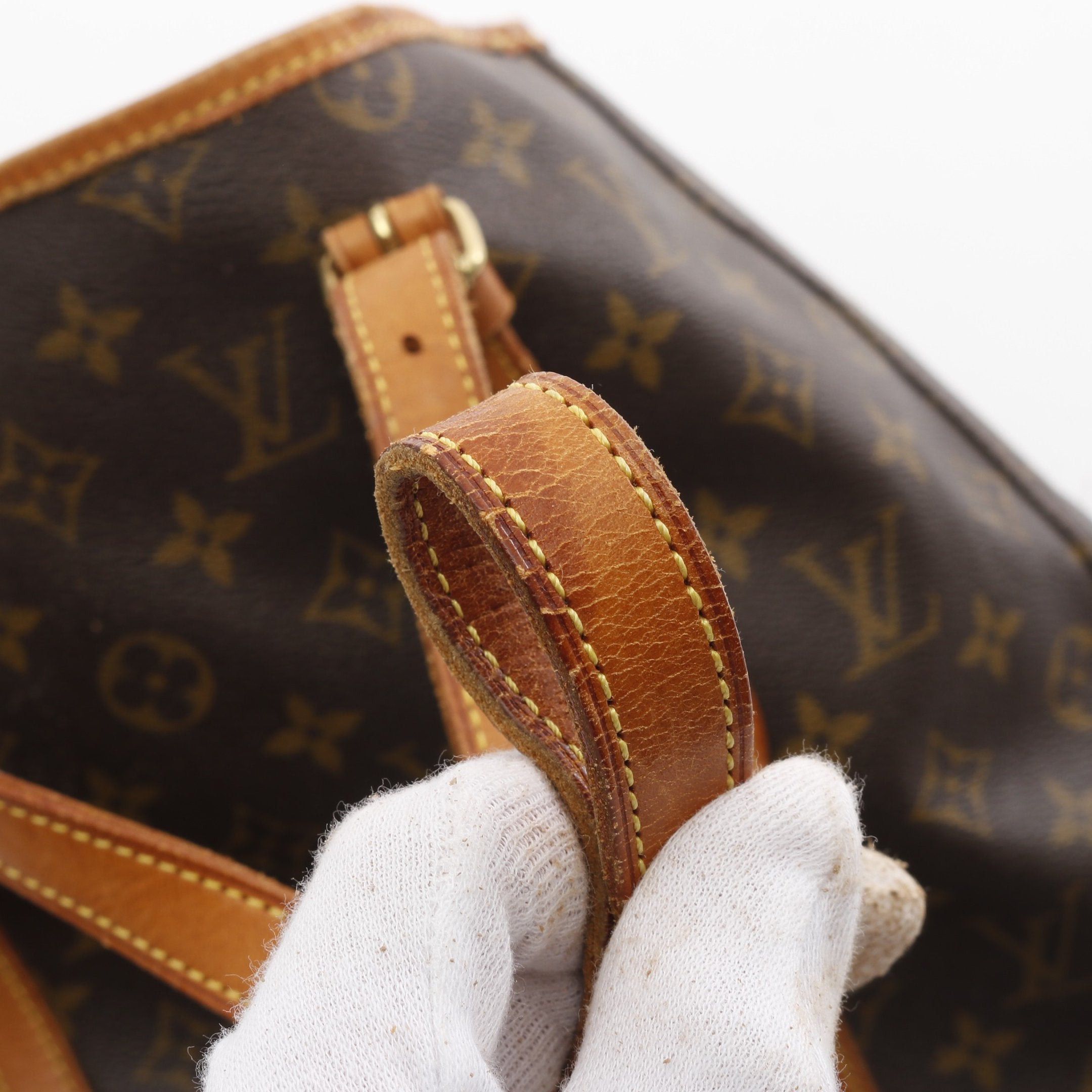 Louis Vuitton Louis Vuitton Bucket Gm Monogram Shoulder Bag Leather Brown Size ONE SIZE - 7 Thumbnail