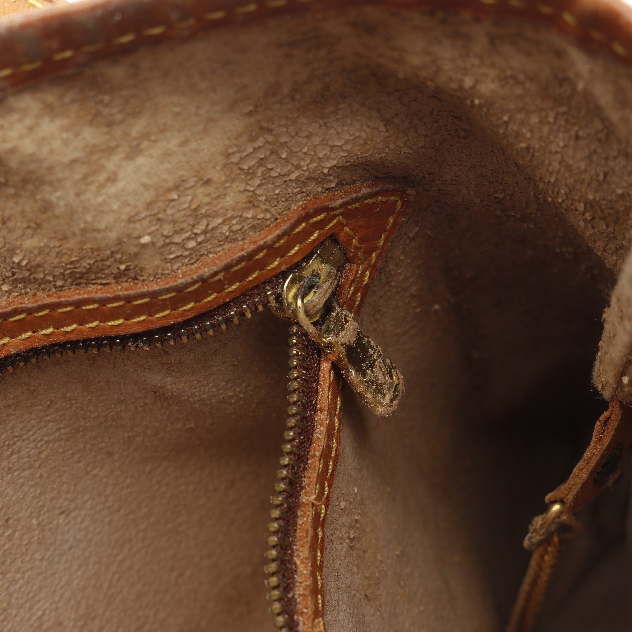Louis Vuitton Louis Vuitton Bucket Gm Monogram Shoulder Bag Leather Brown Size ONE SIZE - 12 Thumbnail